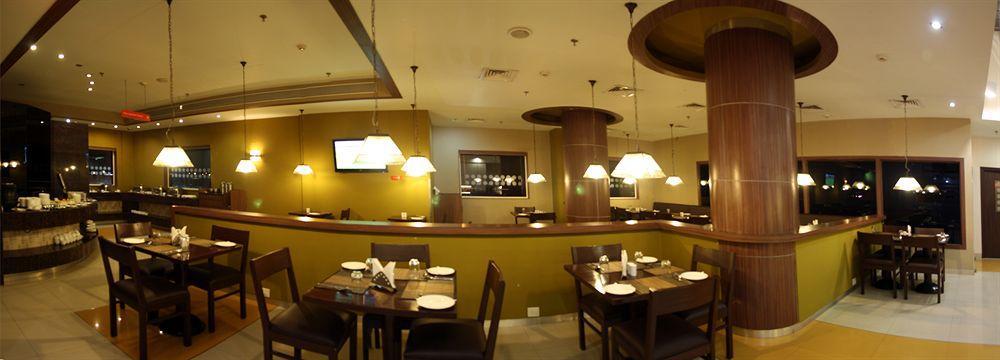 Hotel Ahmedabad Vastrapur Extérieur photo