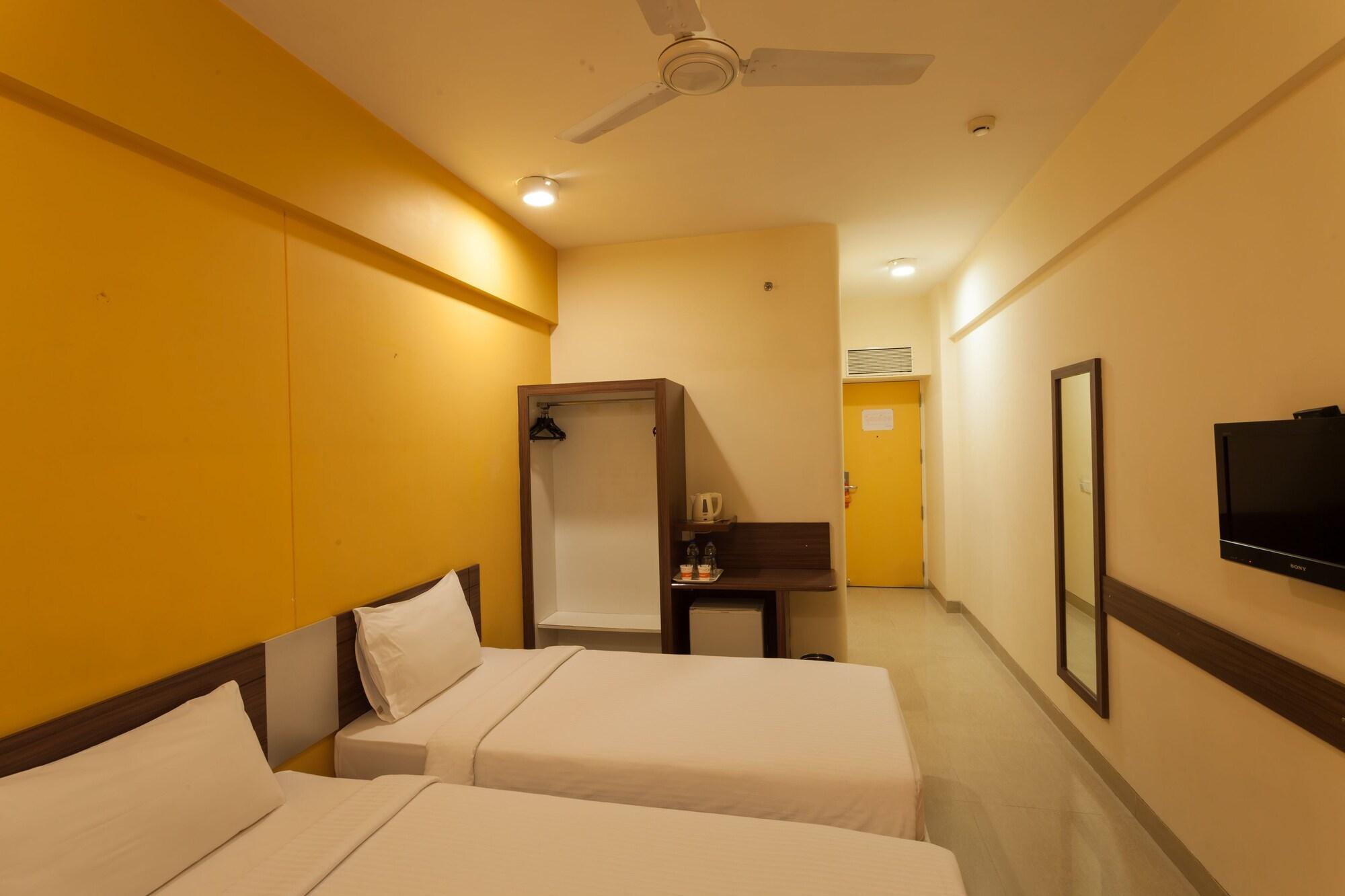 Hotel Ahmedabad Vastrapur Extérieur photo